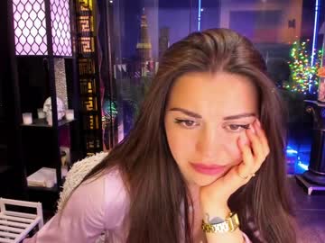 girl
        alma_pearl cam image #1358132