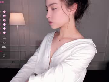 girl
        kopiily cam image #2354346