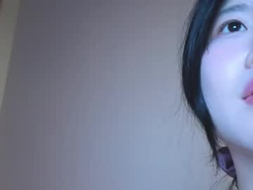 girl
        voilet_fox77 cam image #6438341