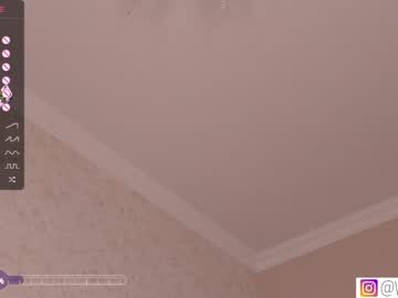 couple
        bzzzme cam image #3395772