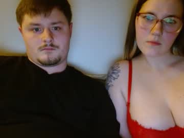 couple
        chmj0428 cam image #6816520