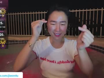 girl
        jiwon4u cam image #4394657