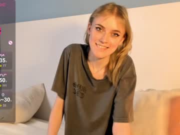 girl
        beckyherington cam image #4126309