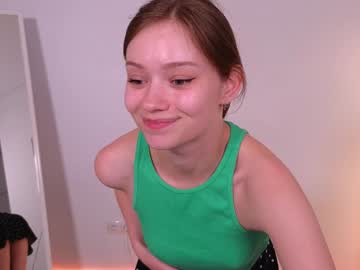 girl
        bless_sheila cam image #4738071