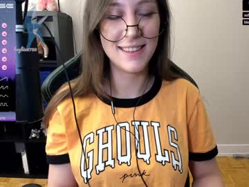 girl
        alexa_dream cam image #716104