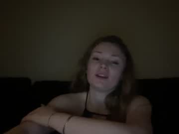 girl
        taylormoonxo cam image #761491