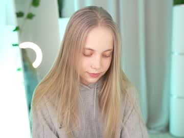 girl
        appr0ved cam image #3383741