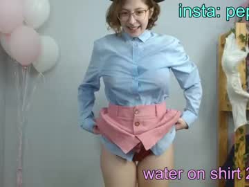 girl
        lovely_leeeya cam image #508945
