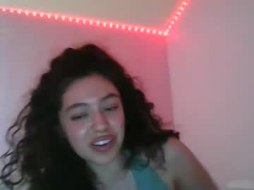 girl
        savinajade cam image #473915