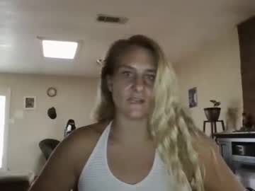 girl
        xreb94xx cam image #4455584