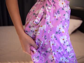 girl
        tessarosse_ cam image #3225914