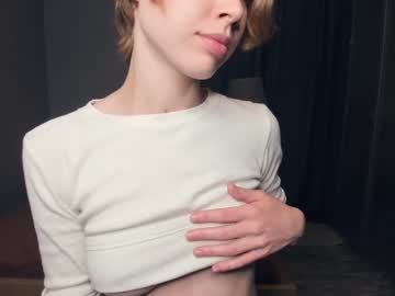 girl
        white_vsensation cam image #2333047