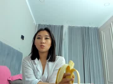 girl
        limiya_s cam image #1843132