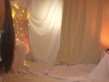 girl
        sunny_maria cam image #6410646