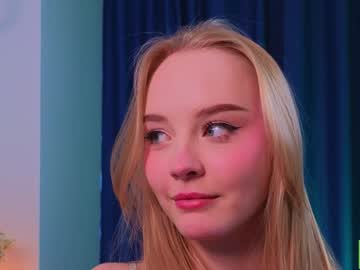 girl
        lissa_meooow cam image #4063317