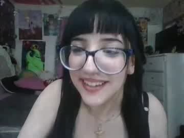 girl Cam Girls Masturbating With Dildos On Chaturbate with roxanneshellokitty