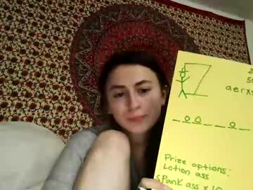 girl
        zoepleasing cam image #6256354