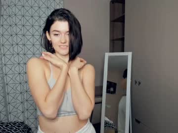 girl
        mias_energy cam image #3069966