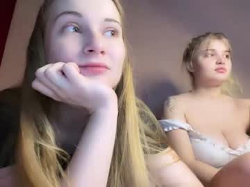 couple
        angry_girl cam image #270508