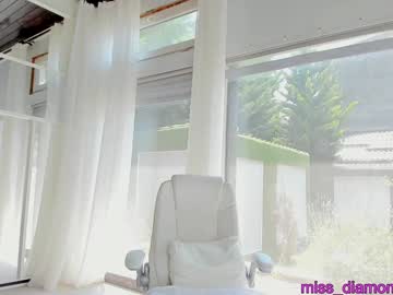 girl
        miss_diamond__ cam image #4403221