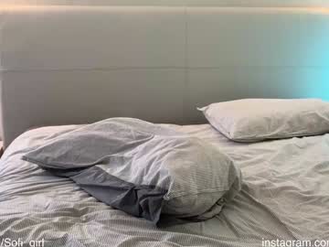 girl
        girl_next_door19 cam image #4754885