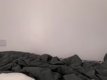 girl
        miakimxo cam image #5113715