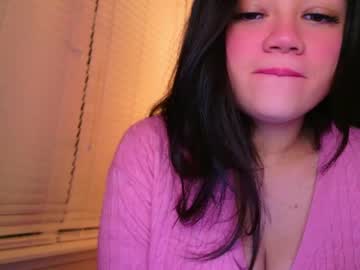 girl
        annatigarr cam image #6077316