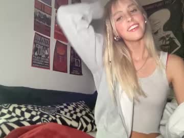 girl
        cutelondonp cam image #3710231