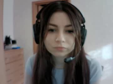 girl
        dawndollins cam image #6235824