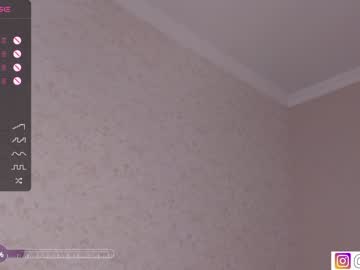 couple
        bzzzme cam image #2906547
