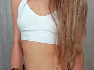 girl
        foxy_jennifer cam image #2739591