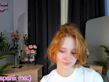 girl
        navy_blush cam image #3448281