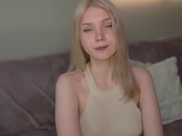 girl
        oh_honey_ cam image #5504591