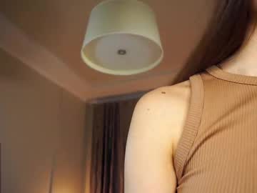 girl
        eadlincockcroft cam image #6608959