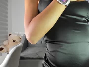 girl
        camilagomezz cam image #1211791