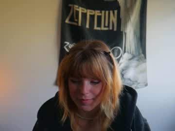 girl
        sisypheanlove cam image #2932676