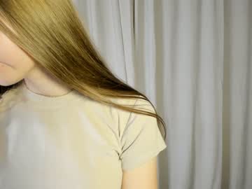 girl
        janicereeves cam image #2388548