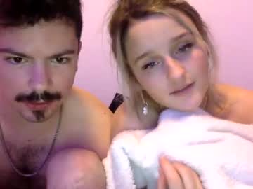 couple
        kittyndaddy757458 cam image #3224442