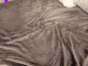 girl
        katybloom_ cam image #6161376