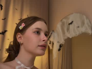 girl
        sophiephoria cam image #5355444
