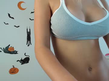 girl
        trixie_taylor cam image #5360206
