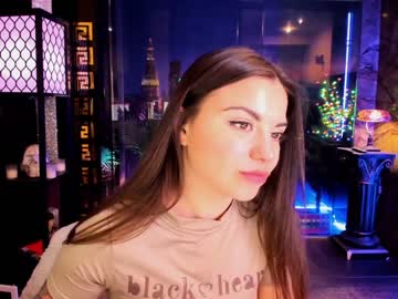 girl
        alma_pearl cam image #991743