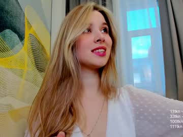 girl
        milablush cam image #475495