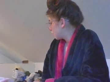 girl
        rosegold18 cam image #3422111