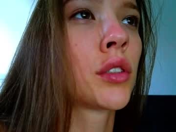 girl
        _demi_dee_ cam image #3612589