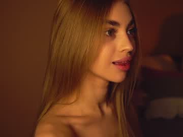 girl
        cuteelsa_ cam image #3145624