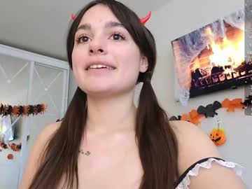 girl
        jessiexxi cam image #5322416