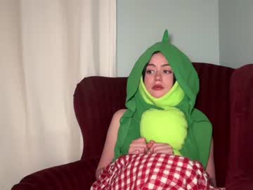girl
        littlesugarpea cam image #6871763