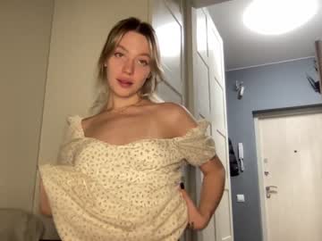 girl
        angel_from_sky cam image #29265