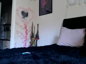 girl
        irisjadee cam image #5311454